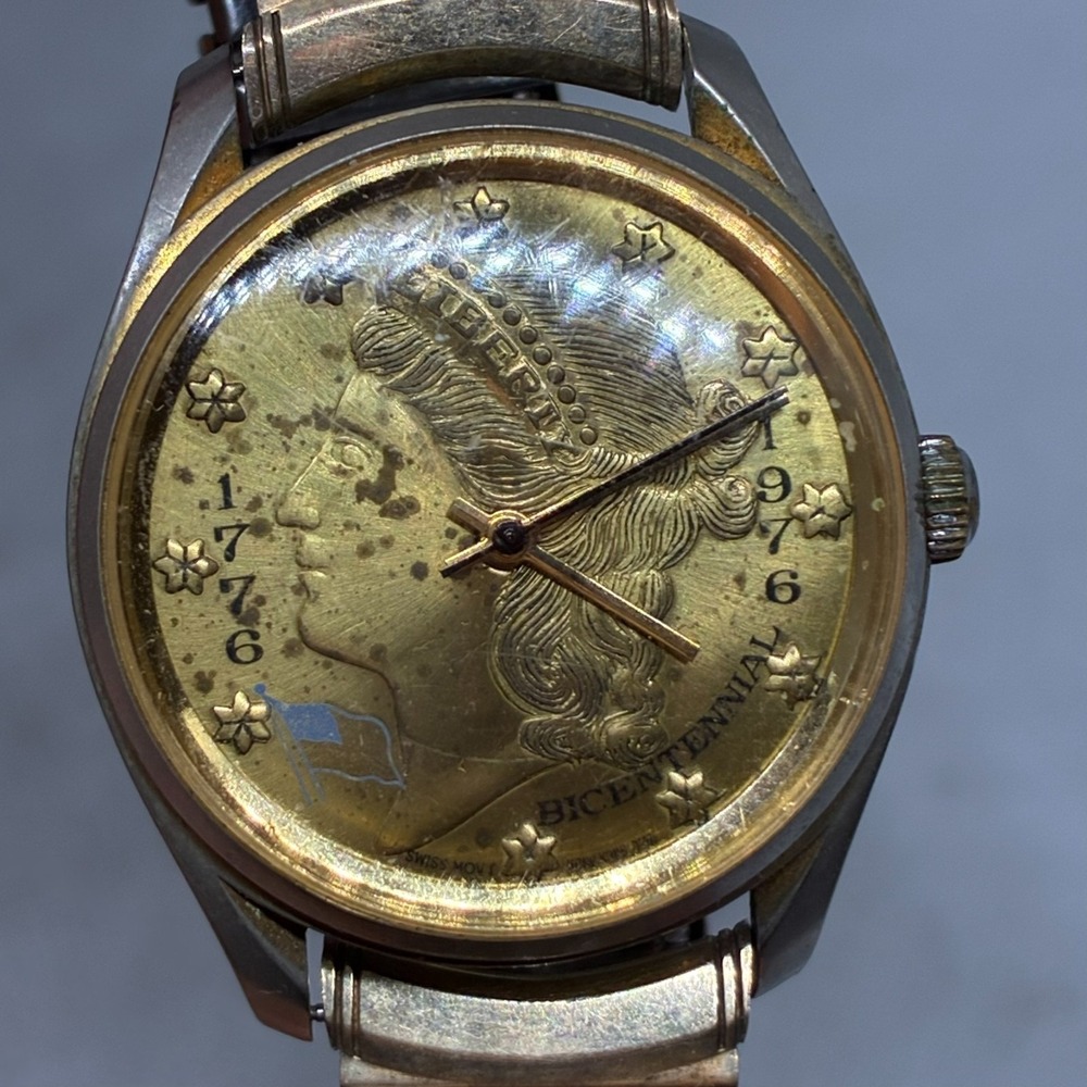 Vtg Bicentennial Coin Watch Unisex Lady Liberty Dial Gold Tone Swiss - Working! - Picture 3 of 10